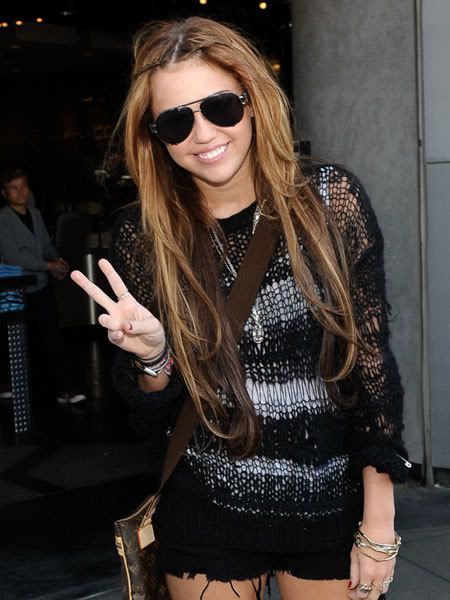 Miley Cyrus Pictures, Images and Photos