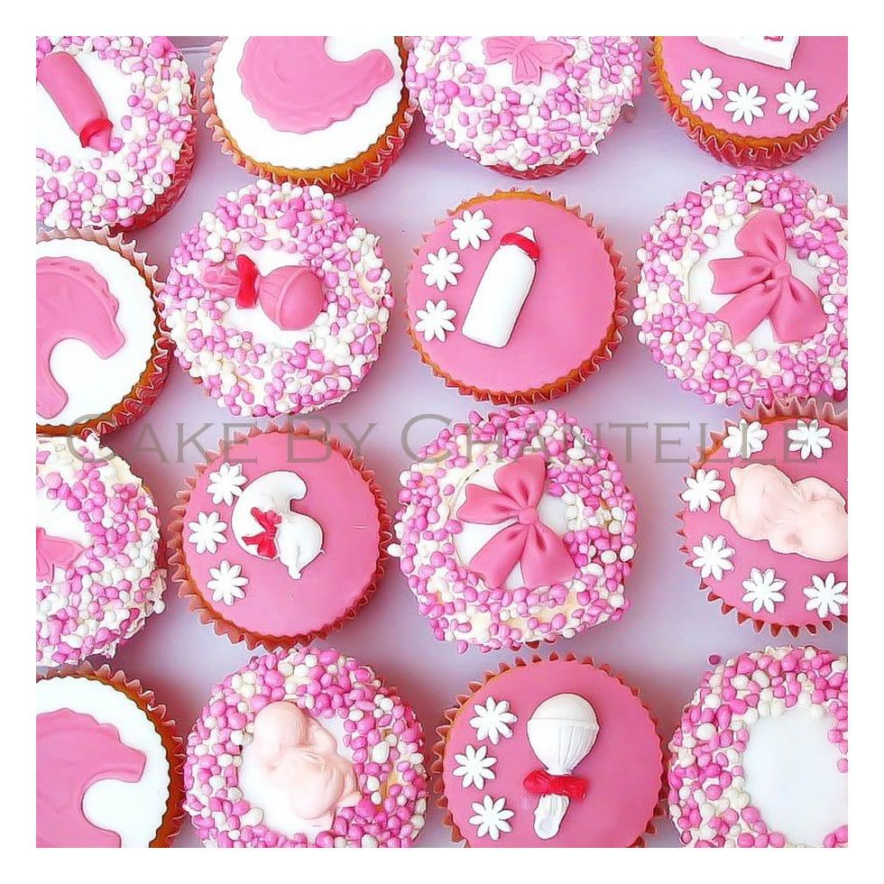 http://i958.photobucket.com/albums/ae67/Chantel67/BabyshowergirlcupcakesCakebyChantelle.jpg