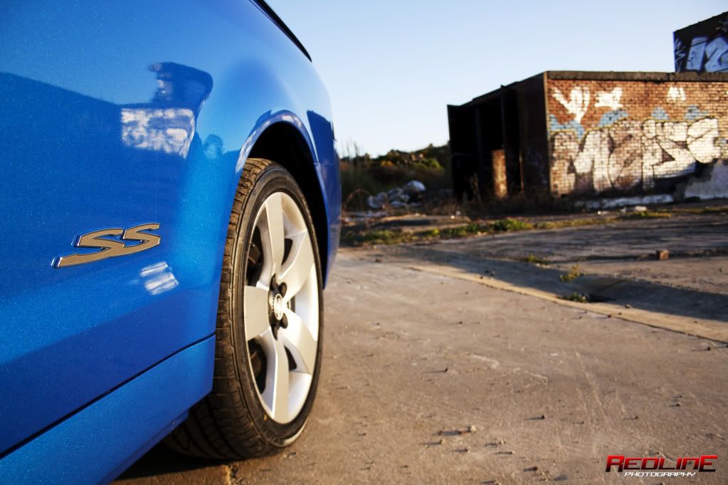 IMAGE: http://i958.photobucket.com/albums/ae68/RedlinePhotography_2009/VE%20SSV%20UTE/IMG_5068HigherContrast.jpg