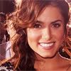 http://i958.photobucket.com/albums/ae69/twilightfreak5_17/Icons/nikki-reed5.jpg