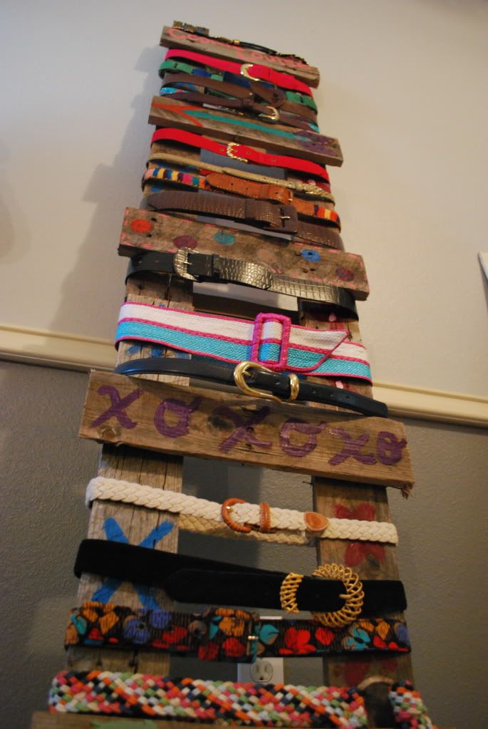 ladder_made_from_pallet