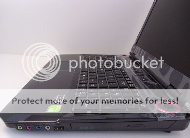 MSI Gaming Notebook BAREBONES DIY Kit MS 16F3 NVIDIA GTX 680M 4 0 GDDR5 Backlit