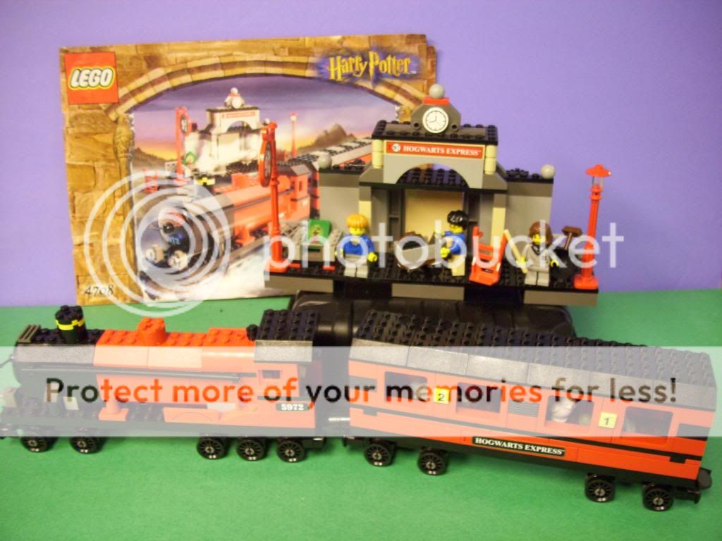 Lego 4708 Hogwarts Express Train Train Station Harry Potter Complete